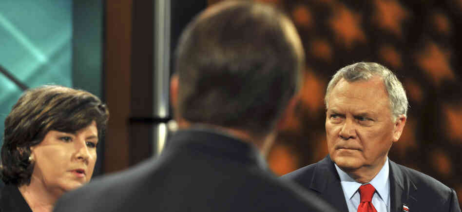 Georgia Republican gubernatorial candidates Karen Handel and Nathan Deal before an August debate. Georgia Republican gubernatorial candidates Karen Handel and Nathan Deal before an August debate.